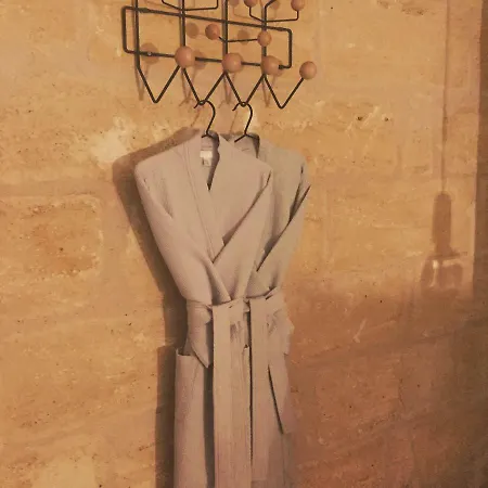 Chez Henri